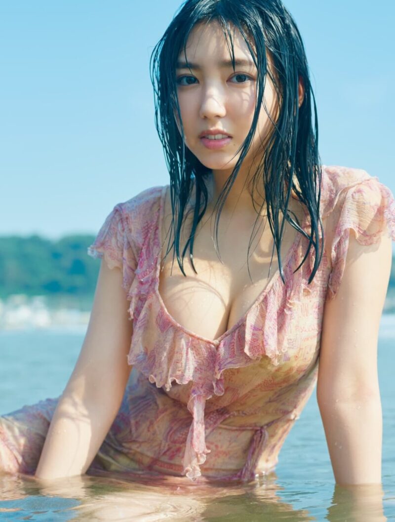 グラビア女優 - 沢口愛華のエロ画像まとめ！巨乳おっぱい150選〜デカ尻の食い込みまで！