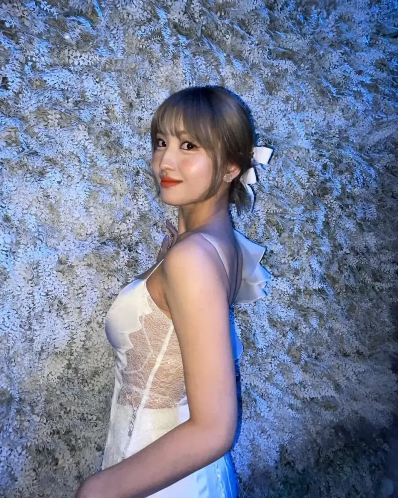 K-POP - Twiceモモのエロ画像まとめ！高画質の乳輪&Fカップおっぱい&お尻！【K-POP】