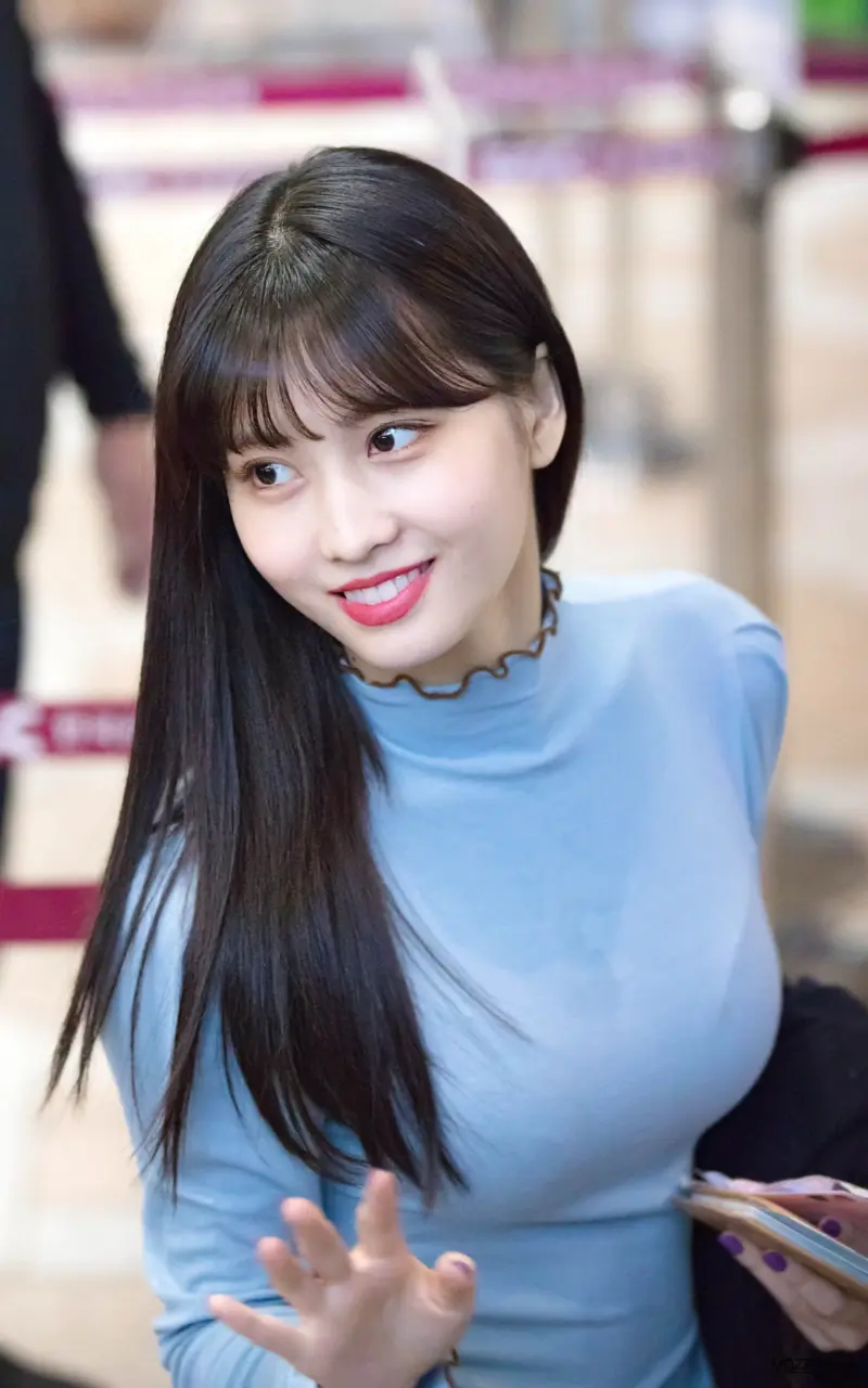 K-POP - Twiceモモのエロ画像まとめ！高画質の乳輪&Fカップおっぱい&お尻！【K-POP】